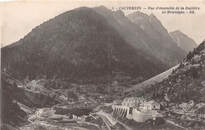 Cauterets — Vue d'ensemble de la Raillère, Le Houmigas — BR. — Bloc frères, Éditeurs, Bordeaux
