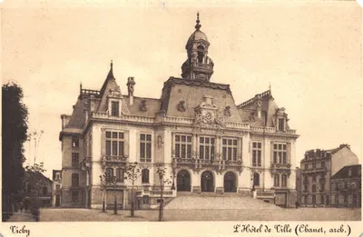 Vichy — L'Hôtel de Ville (Chanet, arch.)