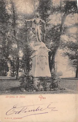 La Statue de Jéliote — monument en plein jardin à Pau — éditeur R. & J. D. 10718 Behin