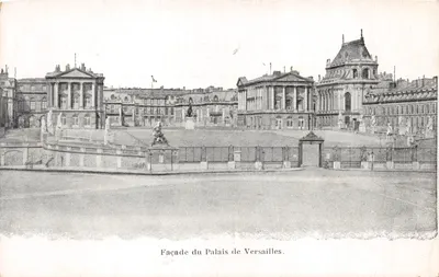 Façade du Palais de Versailles — vue panoramique avec statues et fontaines — éditeur Levé Fils et Cie, Paris