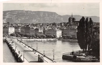 Ville et Salève — vue de Genève avec le pont et la cathédrale — éditeur O. SARTORI, Genève, n° 38