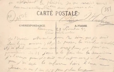 Besançon vu en aéroplane — vue aérienne de la cité avec les forts de Bregille et de Chaudanne — éditeur non visible — पीछे