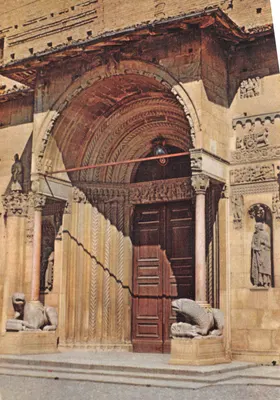 Faenza - Duomo — façade ornée de sculptures et de lions — RICORDI Officine Grafiche S.p.A. Milano