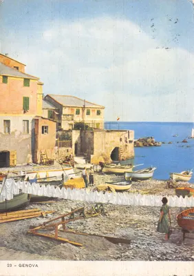 Genova — vue du port avec bateaux et bâtiments colorés — éditeur non visible, n° 23