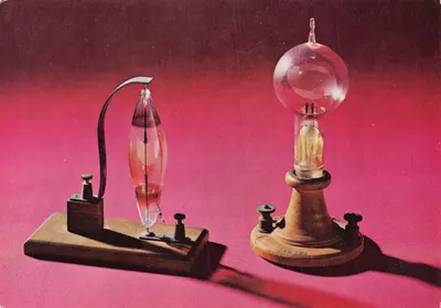 Lampes à vide Swan et Edison — modèles historiques 1878 et 1879 — éditeur Crown Printers Limited