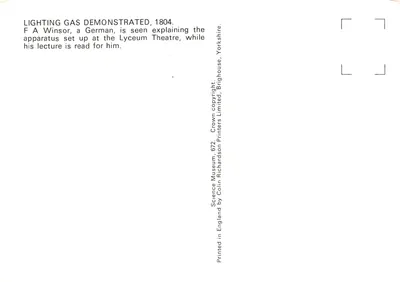 Démonstration du gaz de lumière — scène au théâtre Lyceum — éditeur Richardsons Printers Limited — पीछे