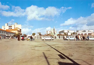 Porte de Biskra — monument central — Imprimé en Espagne, N° 784