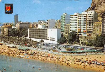 Alicante — plage du Postiguet avec le bâtiment Rompeolas — éditeur FISA - I.G. - Palaudarias, 26 - Barcelone