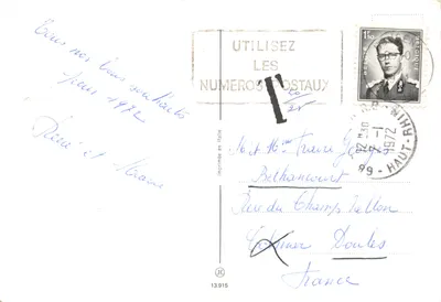 Quarto de Natal — lareira com árvore de Natal e guirlandas — editor 'Bili' n.º 13.915 — Verso