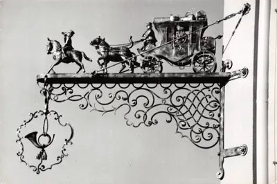 Sculpture de calèche à chevaux — éditeur : Wessentz (imprimé sur la carte)