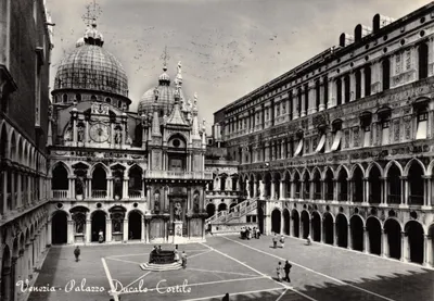 Vénétie - Palazzo Ducale - Cortile — éditeur V.F. n°426