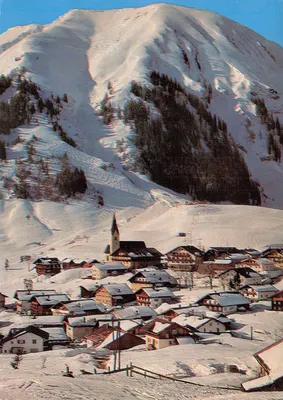 Village enneigé — Wintersportplatz Berwang 1336 m / Tirol — éditeur Franz Milz Verlag, Füssen/Alpgau