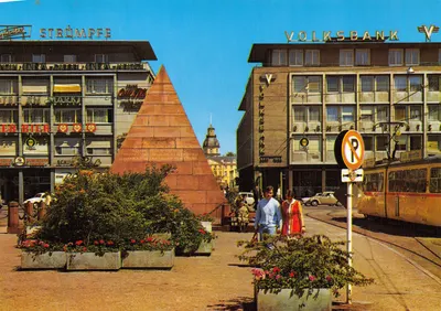 Karlsruhe - Pyramide am Marktplatz — éditeur Bild-Druck & Verlag GmbH - Postfach 1710 Lübeck