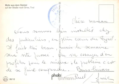 Naturerlebnis Oetz Tal — paysage montagneux avec statue de Christ en croix — éditeur Verlag Werner Lohmann — पीछे