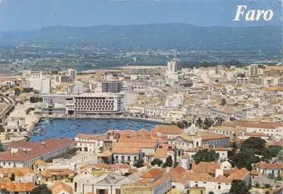 Faro — vue aérienne du port et des bâtiments — éditeur FOTO-VISTA Lda