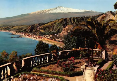 Taormina — panorama avec l'Etna — éditeur P. Marzari S.R.L. Schio, n° 211