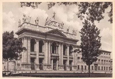 Basilique Saint-Jean-Lateran — façade néoclassique ornée de statues — éditeur Enrico Verdesi, n° 176