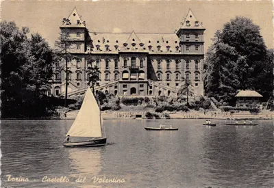 Torino - Castello del Valentino — château sur lac avec voile et barques, éditeur Torino, n° 010
