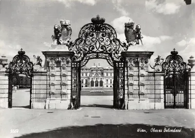 Wien, Oberes Belvedere — Portail orné de lions couronnés — éditeur Verlag Hubmann OHG, n° 5507