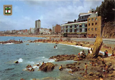 Lloret de Mar — vue générale de la plage — Comercial Escudo de Oro