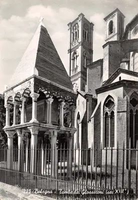 Bologne - Tombeau des Glossatori (XIIIe siècle) — éditeur Cartovendita, n° 225