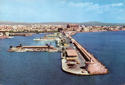 Palma de Mallorca — Entrada al Puerto, con la Catedral al fondo — éditeur FOTO casa planas, n° AE.34