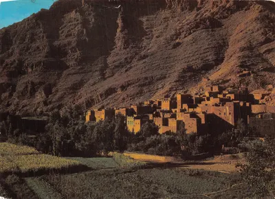 Todra — village dans la vallée du Todra — Exclusivité Socheypress