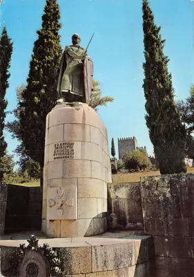 Guimarães — Statue de D. Afonso Henriques — éditeur: Edição Gráfica Porto