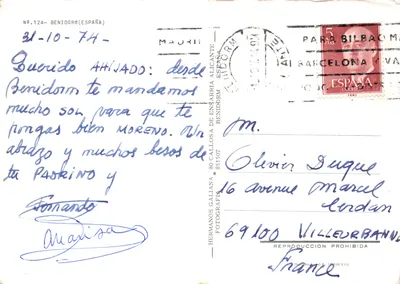 Benidorm — vue aérienne de la plage et des bâtiments — éditeur HERMANOS GALLIANA, n°124 — पीछे