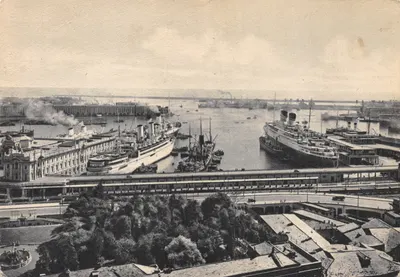 Genova — Vue panoramique du port — éditeur Panetto Mott