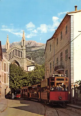 Soller — Tramway et cathédrale — Éditeur : Comercial Cavi