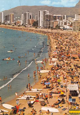 Benidorm (Alicante) — Plage de Levante — éditeur GARCIA GARRABEA Y CIA. - ZARAGOZA