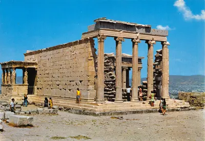 Athènes - Le Propylée et le temple d'Héphaïstos — Éditeur : ATHÈNES : L'ÉRECHTHEION