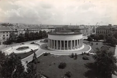 Zagreb — Place Zrtava fašizma — éditeur PUTNIK ZAGREB - FOTOSLUZBA, n° 5059