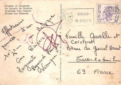 Oostende — vue panoramique avec horloge fleurie, rose rouge, bateau et calèche — éditeur VAN MIEGHEM A. OOSTENDE — पीछे