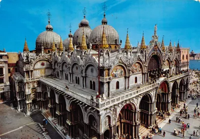 Venise - Basilique Saint-Marc — vue aérienne — éditeur Borgoni Rag. Renato, n° 273