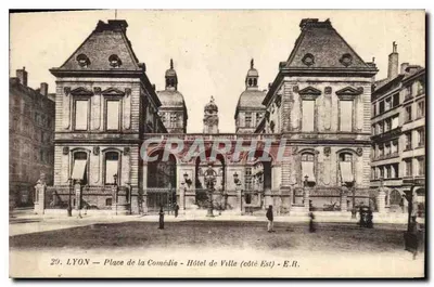 Lyon — Plac Komedii — Hotel de Ville (strona wschodnia) — E.R.