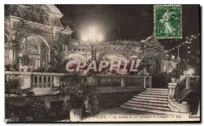 Vichy — Le Casino le soir pendant le Concert — LL. Select