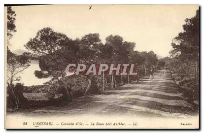 L'ESTEREL — Corniche d'Or — A estrada perto de Anthéor — Selzot
