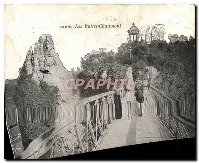 Paryż. Buttes-Chaumont — widok mostu i świątyni — wydawca nieznany