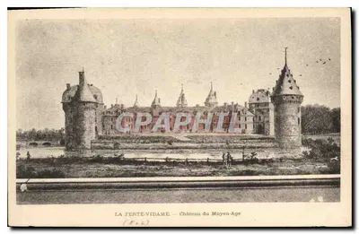 La Ferté-Vidame — Castelo da Idade Média — (FIL)