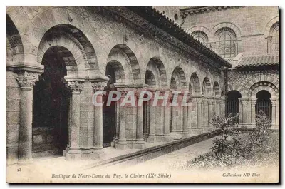 Bazylika Najświętszej Maryi Panny z Puy, Klasztor (IX wiek) — Zbiory ND Phot