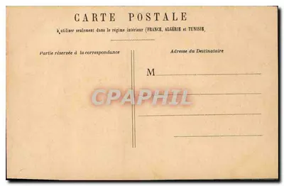 Parijs - Cour du Louvre — uitzicht op het museum met centraal monument — uitgever onbekend — Achterkant
