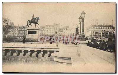 Estátua equestre — Praça da Concórdia — Paris