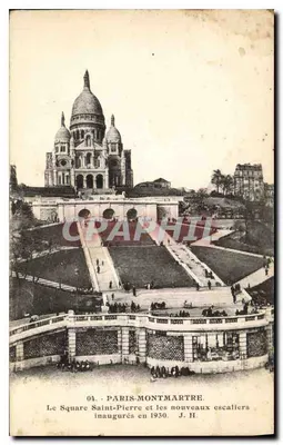 Square Saint-Pierre et les nouveaux escaliers — inaugurés en 1930 — J. H.