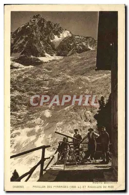Chamonix — Pałac Piramid (1899 m.) i Aiguilles du Midi — Fotografia Monnier