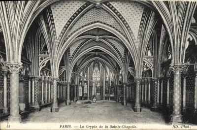 PARIS — La Crypte de la Sainte-Chapelle — ND. Phot.
