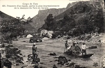 Gorges du Tarn — Descente d'un rapide, partie la plus impressionnante du Tarn en barque — n° 401