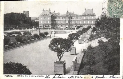 Paryż — Jardin du Luxembourg — Fontanna Medicis z lewej strony. Herm