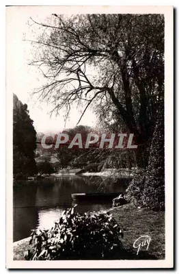 Buttes Chaumont — kąt parku — André Laconte, 38, rue Saint-Croix de la Bretonnerie, Paris